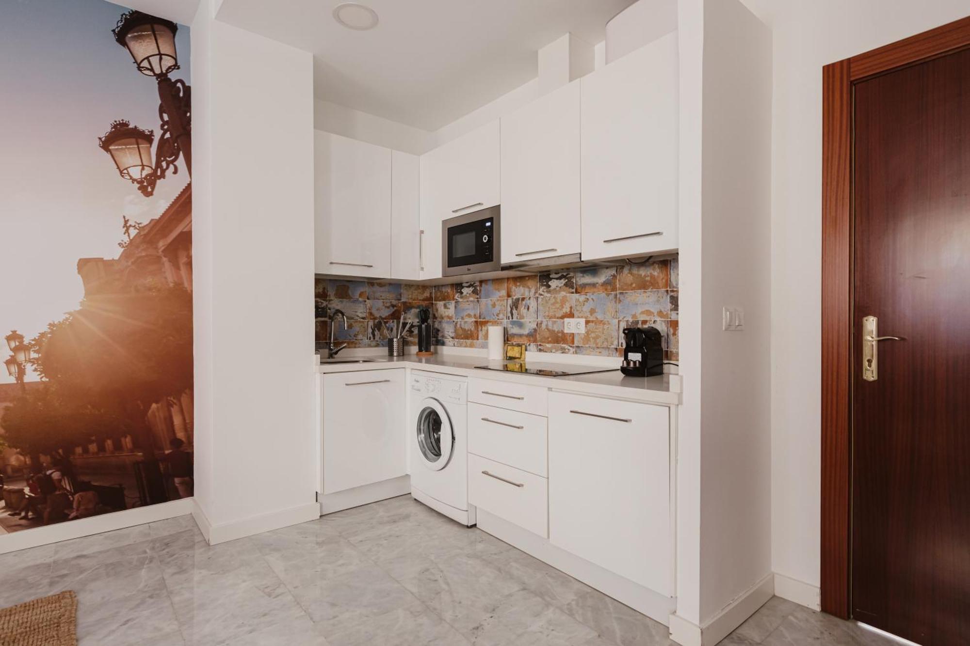 Quiet And Comfortable Fully Renovated Appartement Séville